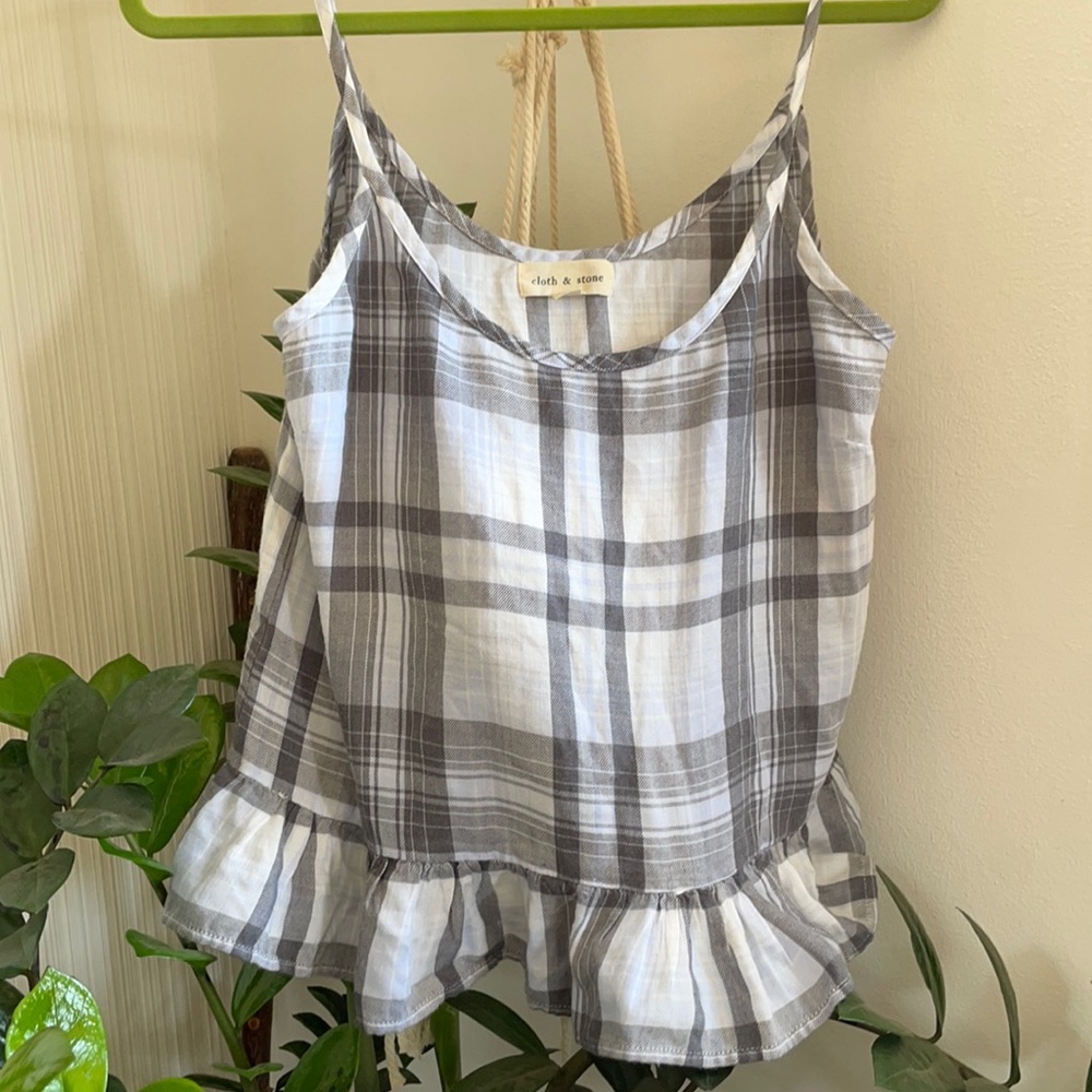 Cloth & Stone plaid tank top - size small